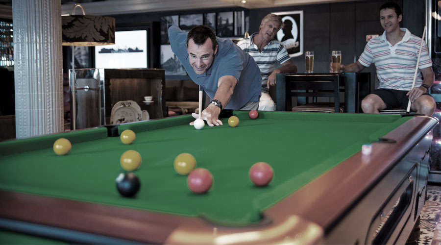 Zum britischen Sport gehört auch eine Runde Snooker im Pub