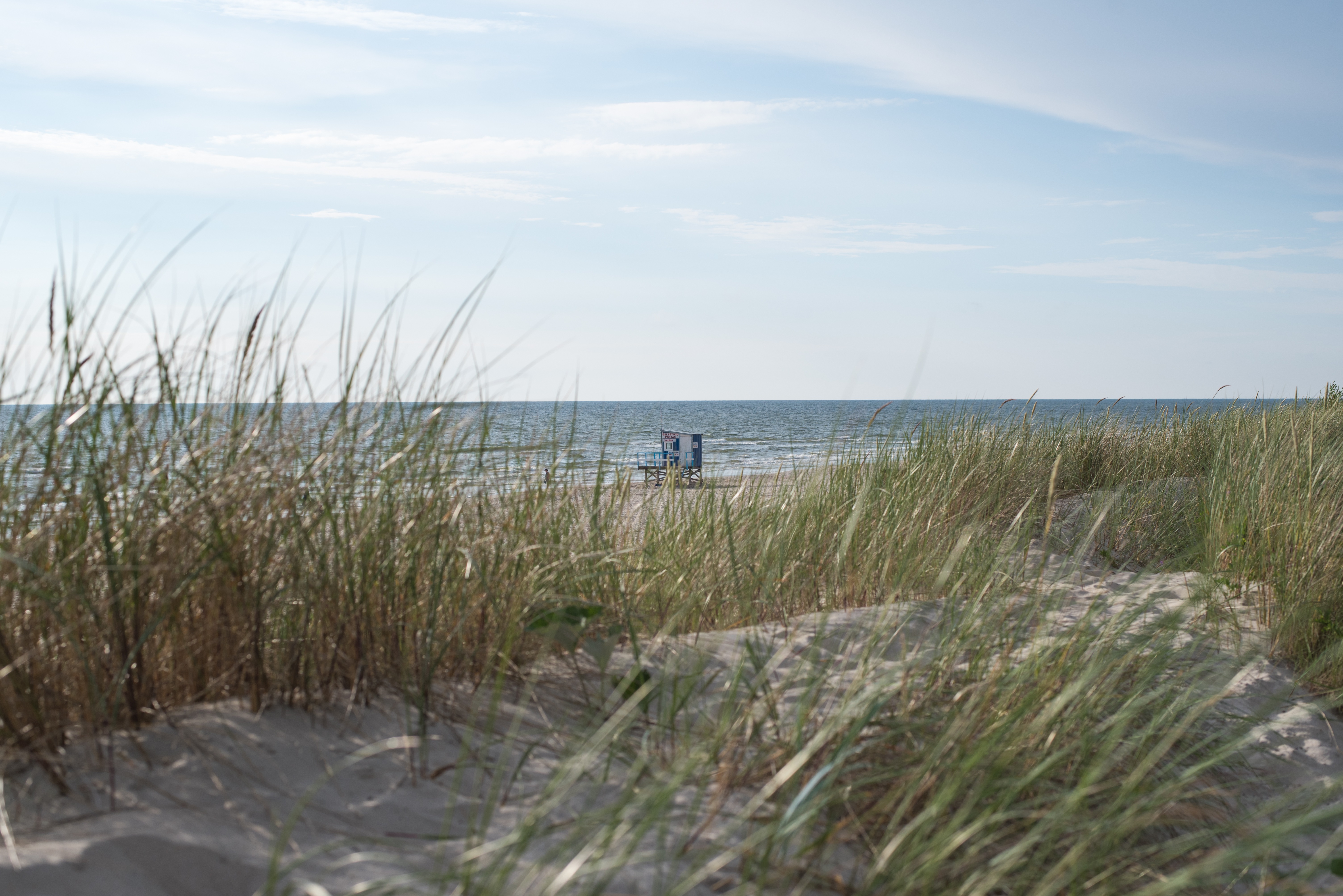 Die Kuhrische Nehrung bezaubert Urlauber mit weitläufigen Dünenlandschaften und weiße Sandstränden